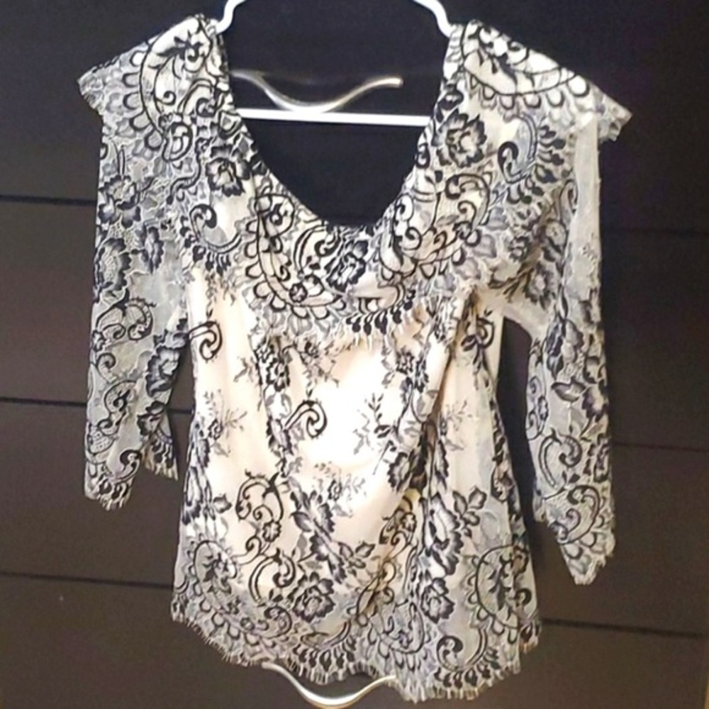 White House Black Market black & cream Lacey top